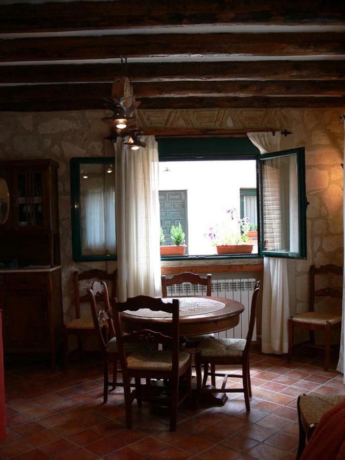 Las Casas De Yaguee, Ayllon Santa Maria de Riaza Ngoại thất bức ảnh